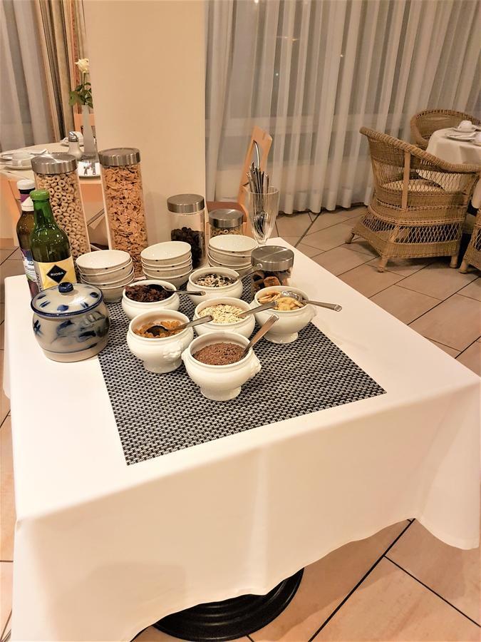 Hotel Barbarossa Düsseldorf Extérieur photo